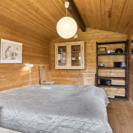 Bonde - 800m To The Fjord By Interhome